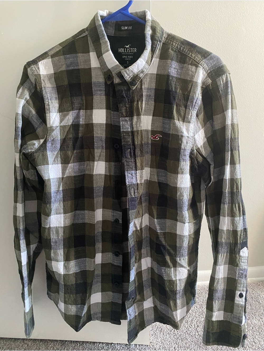 Hollister Men's Olive and White Plaid Slim Fit Button-Down Shirt